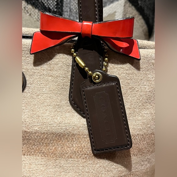 Coach Signature Stripe Wool Lunch Tote - Picture 3 of 16